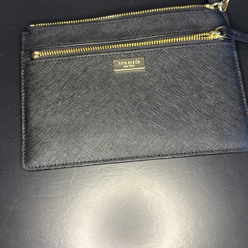 KATE SPADE New York Black Saffiano Leather Zip Wristlet
